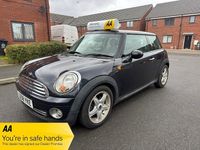 Begagnad Mini Cooper Hatch 2008 Svart Halvkombi