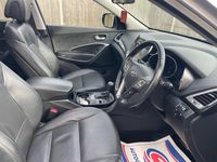 Used Hyundai Santa Fe Premium SE 194 HP (142 kW) 2014 Silver SUV