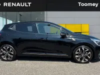 Used Renault Clio SE 140 HP (102 kW) 2022 Black  Hatchback