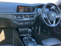 Used BMW 118 Sport Line 136 HP (100 kW) 2021 White Hatchback