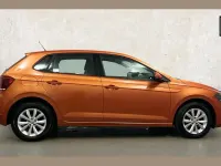 Used VW Polo SE 64 HP (47 kW) 2018 Orange Hatchback