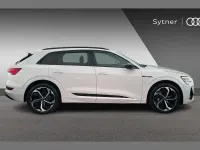 Usado Audi e-tron Black Edition 300 kW (408 HP) 2023 Branco SUV