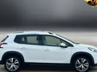 Used Peugeot 2008 Allure 120 HP (88 kW) 2017 White SUV