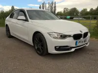 Used BMW 318 Sport Line 143 HP (105 kW) 2014 White Sedan