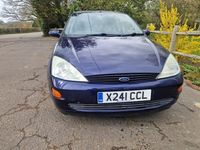 Used Ford Focus 100 HP (73 kW) 2000 Blue