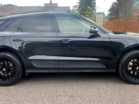 Used Porsche Macan 258 HP (189 kW) 2014 Black SUV