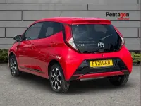 Used Toyota Aygo Trend 72 HP (52 kW) 2021 Red Hatchback