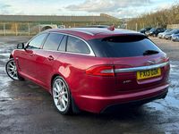 Used Jaguar XF Sportbrake Premium Luxury 200 HP (147 kW) 2013 Red Estate