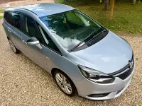 Used Vauxhall Zafira SRi 140 HP (102 kW) 2017 Silver MPV