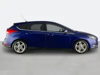 Used Ford Focus Zetec 120 HP (88 kW) 2015 Blue Hatchback