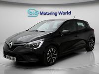 Used Renault Clio V Iconic 90 HP (66 kW) 2022 Black Hatchback
