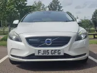Used Volvo V40 SE 180 HP (132 kW) 2015 White Hatchback