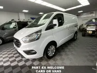 Used Ford Transit Custom Limited 130 HP (95 kW) 2020 White Van
