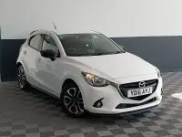 Used Mazda 2 Inclusive 90 HP (66 kW) 2016 White Hatchback