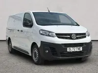 Usado Vauxhall Vivaro 100 HP (73 kW) 2023 Branco Monovolume