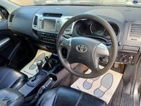 Used Toyota HiLux 171 HP (125 kW) 2014 Grey Pickup