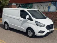 Used Ford Transit Custom Limited 130 HP (95 kW) 2022 White Van