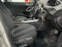 Używany Peugeot 308 Allure 2015 Srebrny Kombi