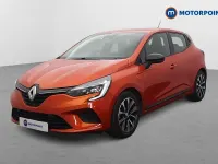 Used Renault Clio V Evolution 2023 Orange Hatchback