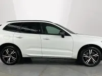 Used Volvo XC60 R-Design 194 HP (142 kW) 2022 White SUV