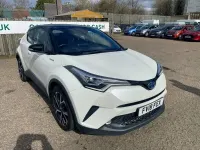 Used Toyota C-HR 122 HP (89 kW) 2018 White SUV