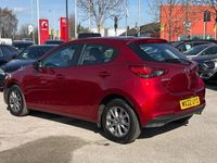 Usado Mazda 2 89 HP (65 kW) 2022 Vermelho