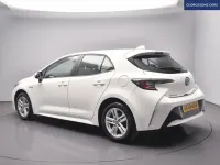 Used Toyota Corolla 122 HP (89 kW) 2020 White Hatchback