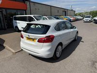 Used BMW 218 Luxury Line 2015 White Hatchback