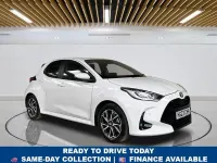Used Toyota Yaris Design 116 HP (85 kW) 2023 White Hatchback
