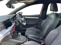 Usado Seat Ibiza FR Sport 108 HP (79 kW) 2023 Vermelho Citadino