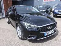 Used Infiniti Q30 109 HP (80 kW) 2017 Black Hatchback