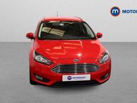 Used Ford Focus Zetec 125 HP (91 kW) 2017 Red Estate