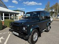 Used Land Rover Defender 122 HP (89 kW) 2014 Green SUV