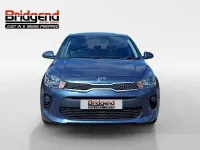 Usado Kia Rio 84 HP (61 kW) 2020 Azul Citadino