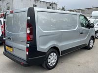 used Renault Trafic 2.0 dCi Blue 28 Business SWB Euro 6 (s/s) 5dr