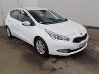 Used Kia Ceed Turbo 126 HP (92 kW) 2014 White Hatchback