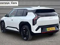 Used Kia EV3 GT-Line 147 kW (201 HP) 2025 White SUV