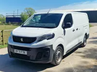 Second-hand Peugeot Expert Premium 142 CP (104 kW) 2022 Alb Van
