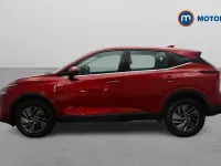 Used Nissan Qashqai Acenta Premium 140 HP (102 kW) 2023 Red SUV
