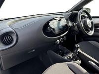 Used Toyota Aygo X PURE 72 HP (52 kW) 2024 White SUV