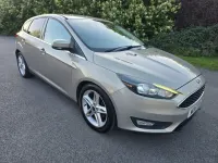 Used Ford Focus Zetec 2015 Silver Hatchback