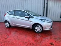 Used Ford Fiesta Style 82 HP (60 kW) 2009 Silver Hatchback