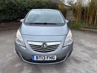 Used Vauxhall Meriva 140 HP (102 kW) 2013 Silver MPV