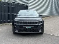 Begagnad Jeep Avenger Summit 100 HK (73 kW) 2025 Svart SUV