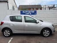 Usado Dacia Sandero Lauréate 90 HP (66 kW) 2016 Citadino