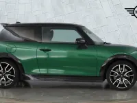 Used Mini Cooper S Hatch 201 HP (147 kW) 2025 Green Hatchback
