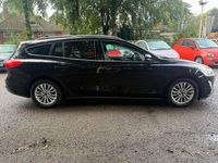 Used Ford Focus Titanium 120 HP (88 kW) 2019 Black Estate