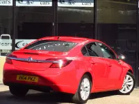 Używany Vauxhall Insignia SRi 163 KM (119 kW) 2014 Czerwony Sedan/Limuzyna