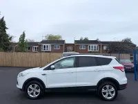 Usado Ford Kuga Zetec 2014 Blanco SUV