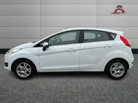 Used Ford Fiesta Zetec 95 HP (69 kW) 2014 White Hatchback